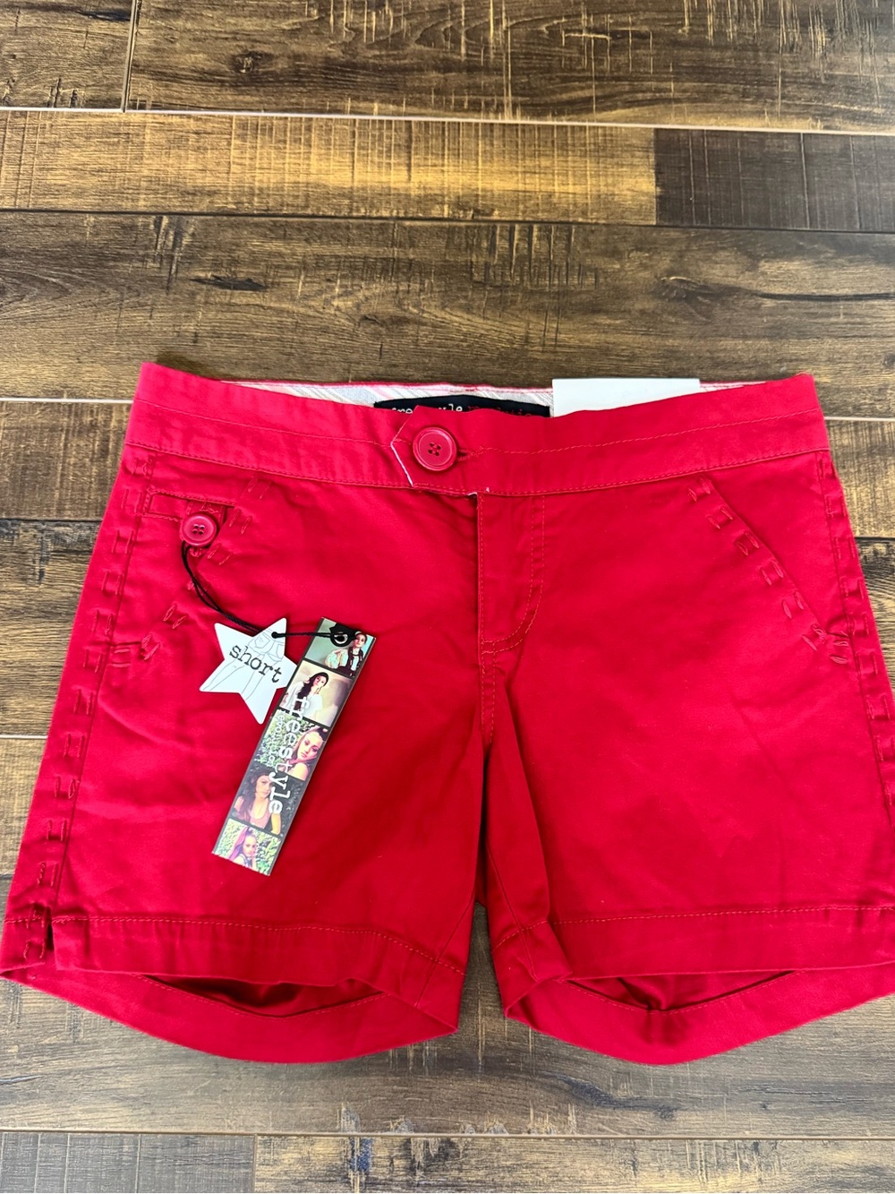 ✅NEW “Freestyle” Women’s Red Casual Shorts